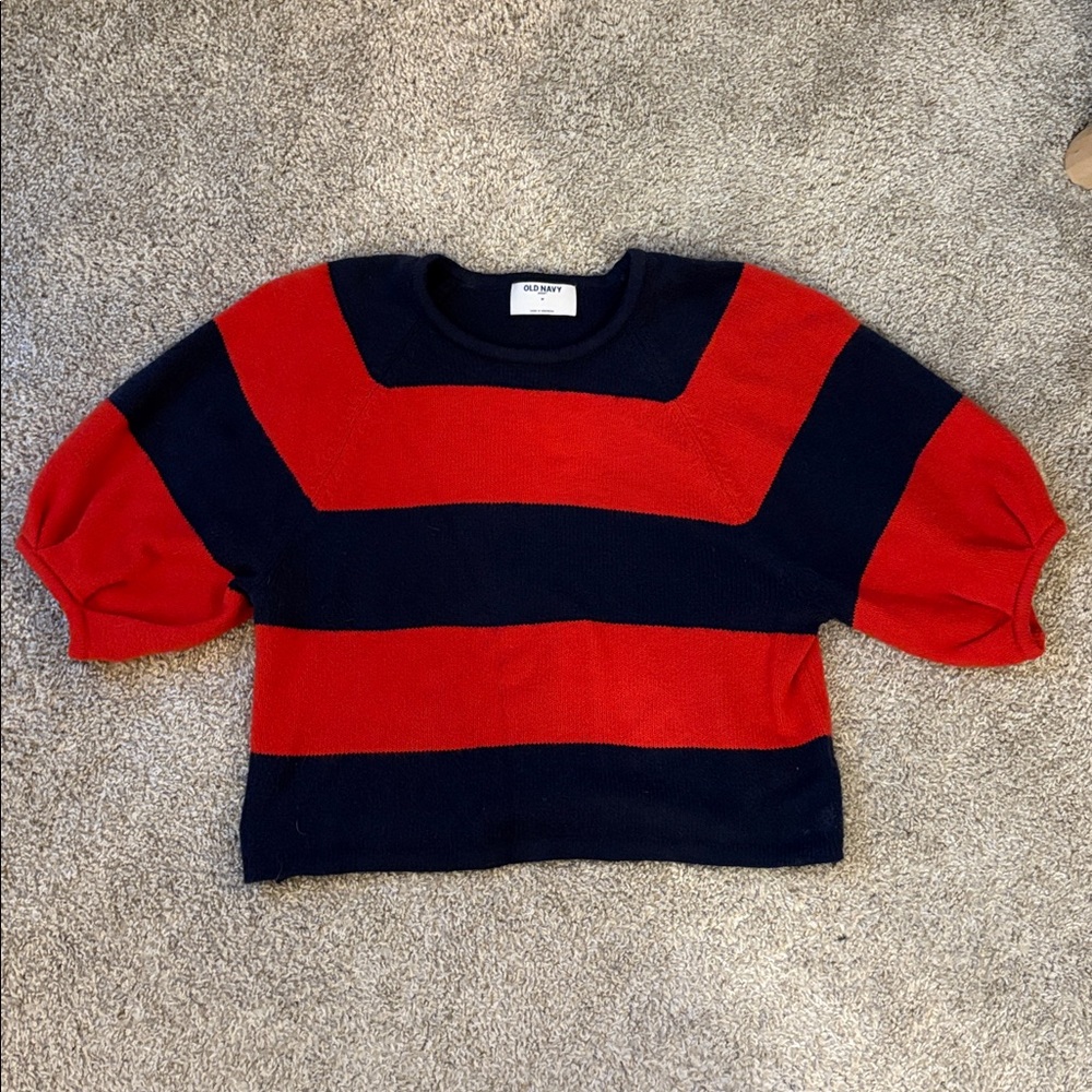 Old Navy SoSoft Cropped Puff Sleeve Sweater - Picture 5 of 8